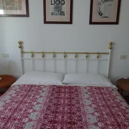Villa Romantic Aprilia Marittima